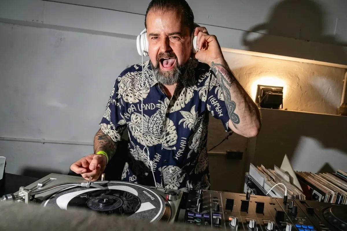 DJ. David Nebot